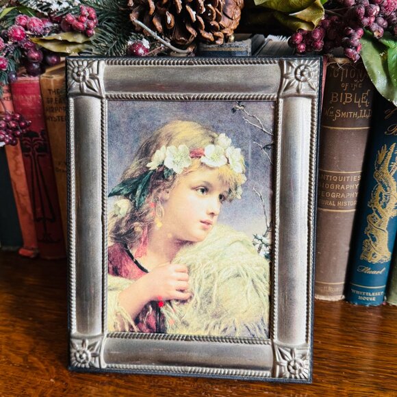 Vintage Silver Frame with Pretty Girl 5 X 7 - Picture 7 of 11